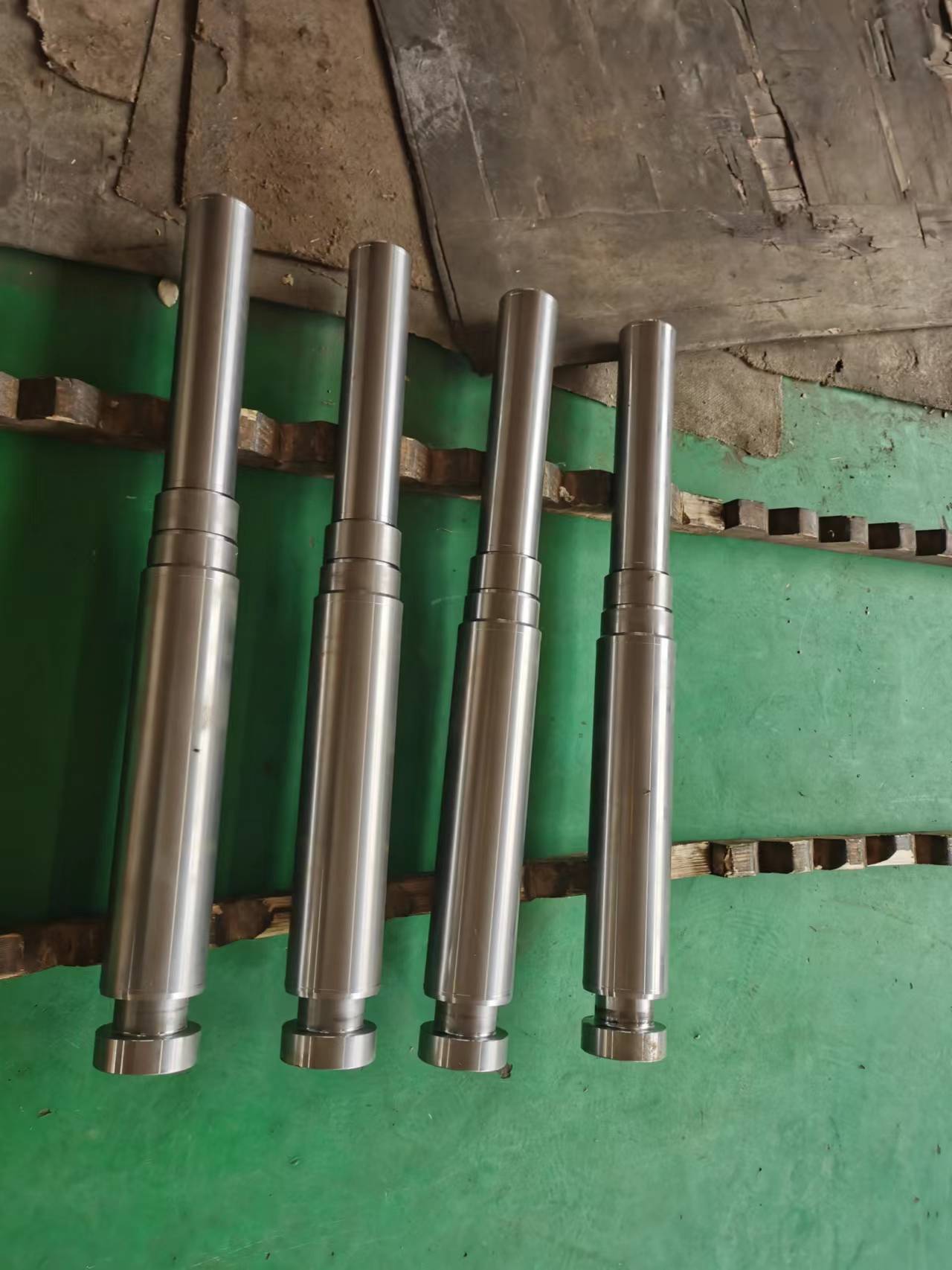 Êmbolos de bomba de fraturamento personalizados da indústria petrolífera com uso resistente ao desgaste para a indústria de fabricação de papel 