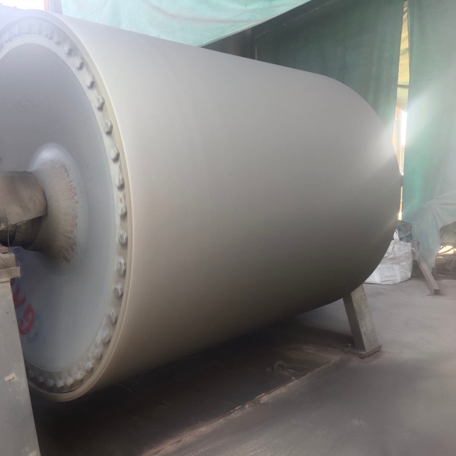  Fabricação de cilindro secador anticorrosivo para indústria de papel